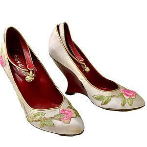 Yves Saint Lauren Lotus Light Rose Embroidered Pumps Ostrich Flower Ankle Strap